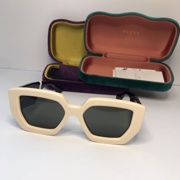 New- 💯Authentic Gucci GG0630S 001 55 Ladies Sunglasses - Picture 11 of 13